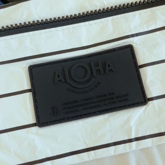 Aloha Collection mini hip pack - Picture 3 of 10